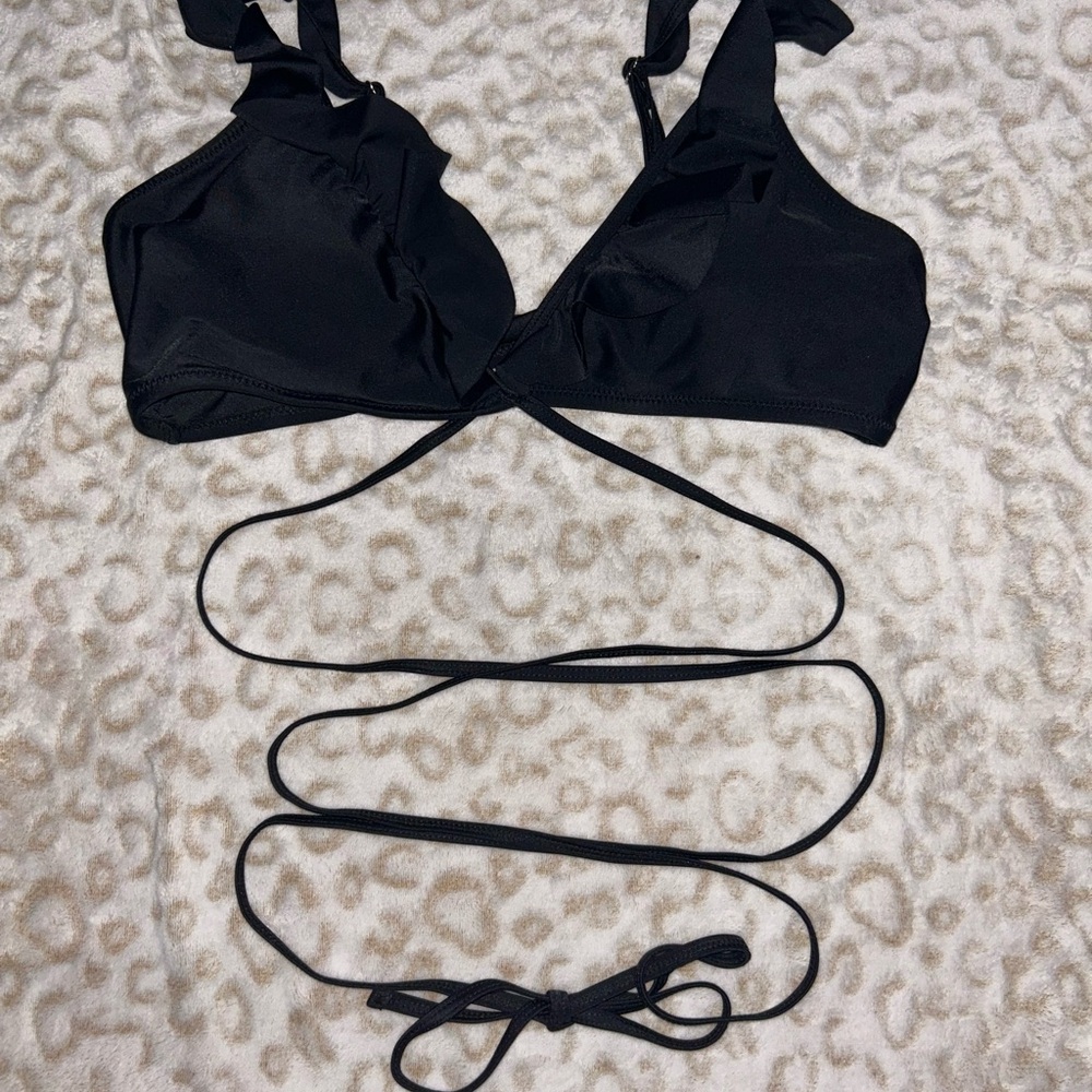 Cupshe Black Wrap Bikini Top